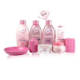 Coffret des soins pour bébés Bambino - Rose - 900 ml (Lait de toilette, Gel de douche, Eau de soin parfumée) - Savon 200g - Pommade 450g - Poudre 600g - Porte savon  - Gobelet + Assiette